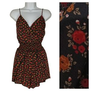 PAPAYA Black Red Orange Floral Print Strappy Smocked Waist Romper Medium